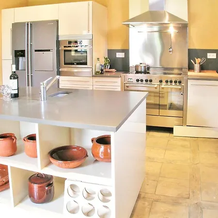 Villa Sleeps 4 Pool Wifi Thonac